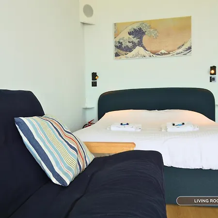 Apartment Le Calypso - Escapade A 2 Face A La - Balcon - Acces Direct - Piscine Commune Saisonniere